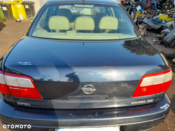 OPEL OMEGA B LIFT KLAPA BAGAŻNIKA TYŁ SEDAN Z20H