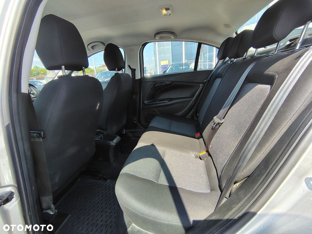 Fiat Tipo - 12