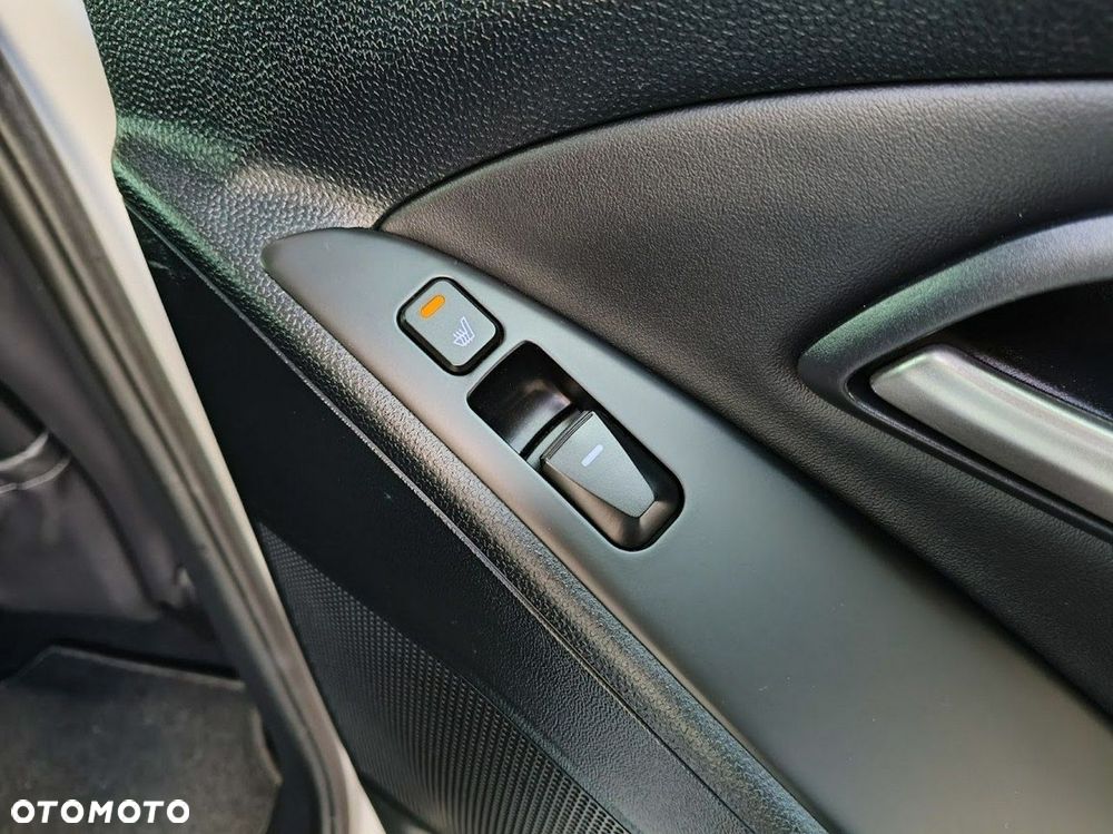 Hyundai ix35 2.0 GDI Premium 2WD - 18