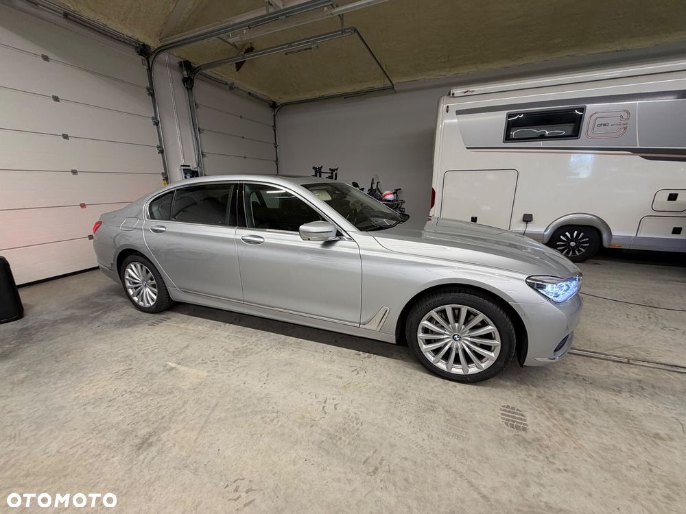 BMW Seria 7 740Ld xDrive - 9