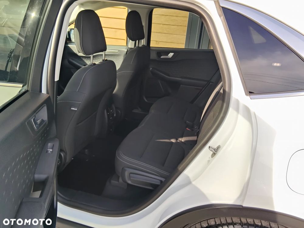 Ford Kuga 2.0 EcoBlue 4x4 TITANIUM - 28
