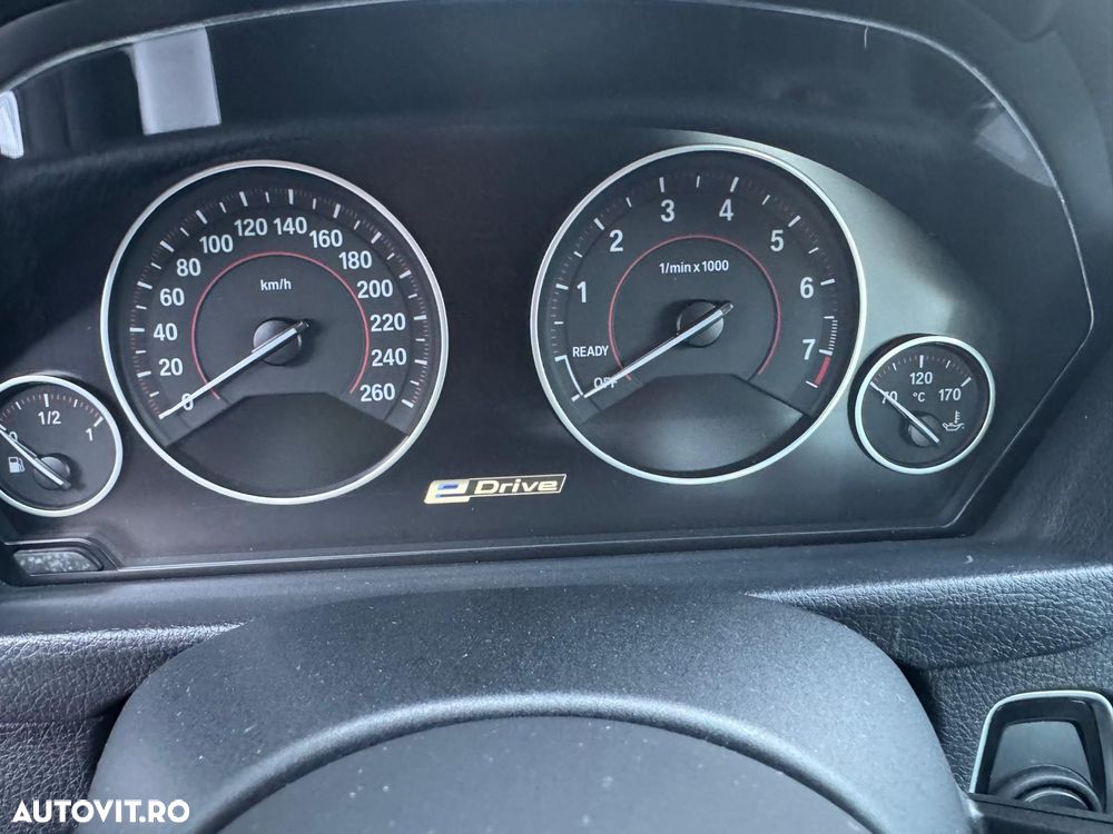 BMW Seria 3 330e iPerformance AT M Sport Shadow - 10