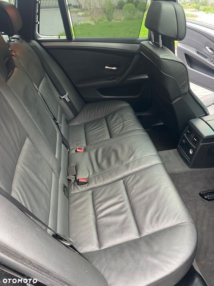 BMW Seria 5 530d xDrive Edition Sport - 16
