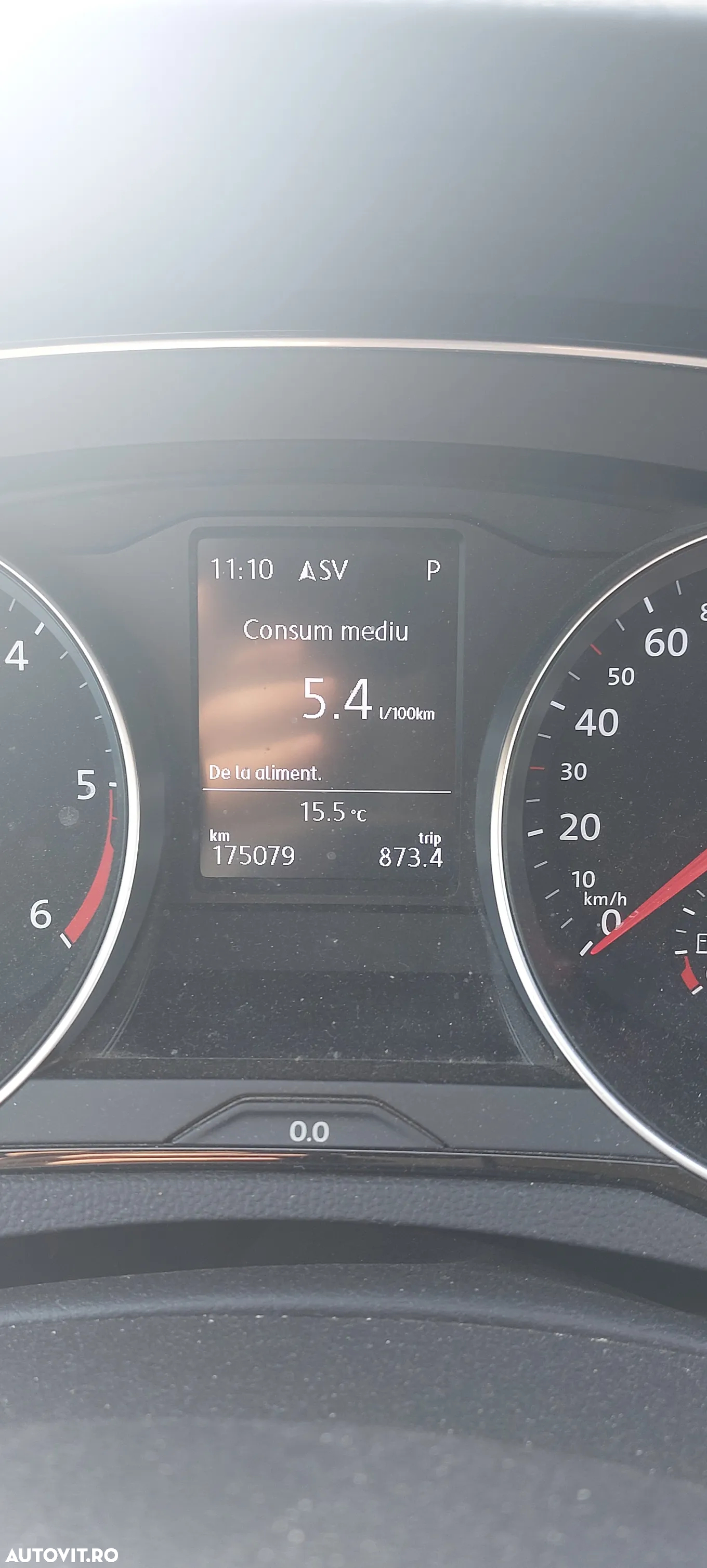 Volkswagen Passat Variant 1.6 TDI (BlueMotion Technology) DSG Comfortline - 10