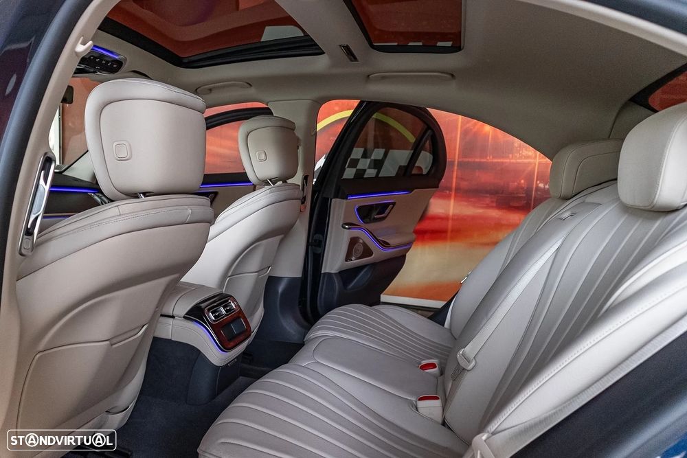 Mercedes-Benz S 500 4Matic - 32