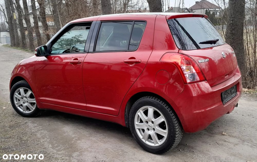 Suzuki Swift - 22
