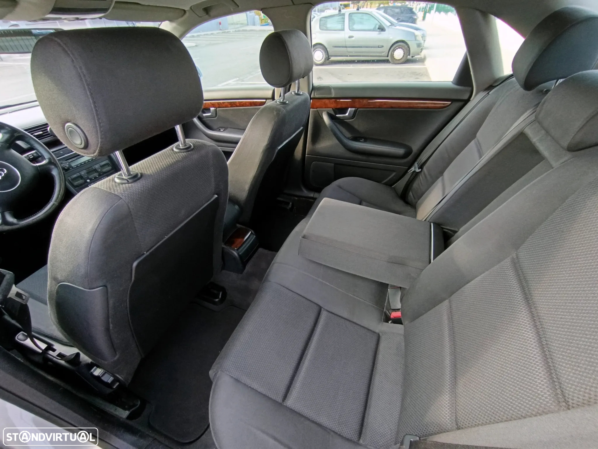 Audi A4 1.6 - 7