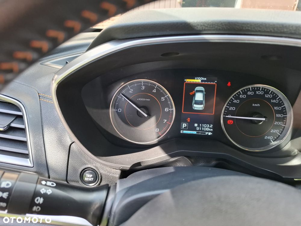 Subaru XV 2.0i Lineartronic Exclusive - 4