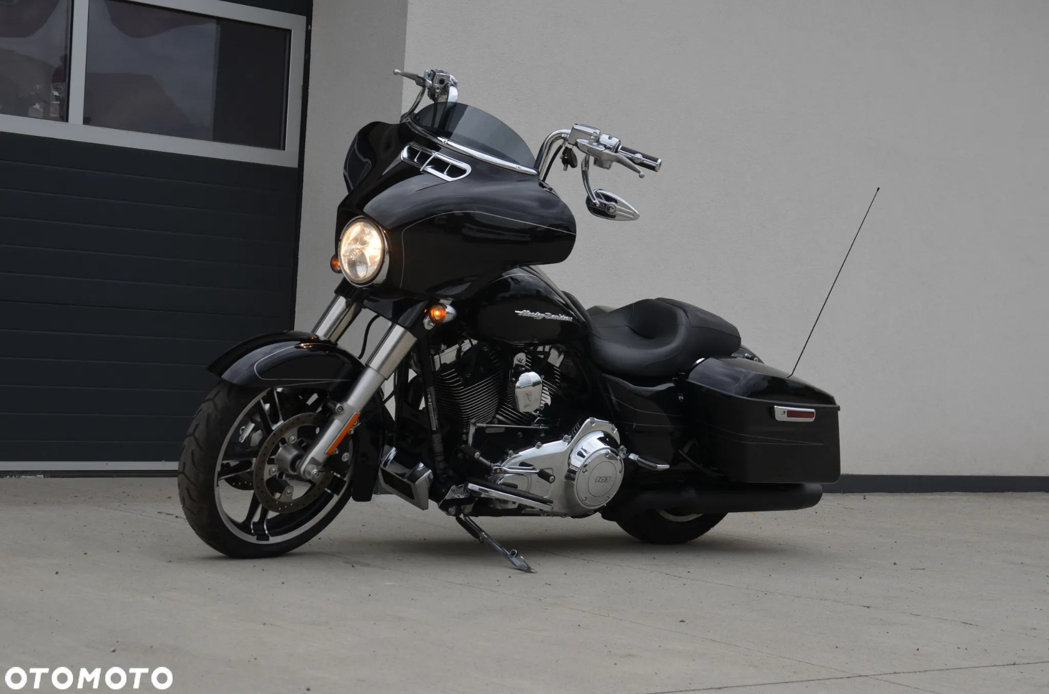 Harley-Davidson FLHXS Special - 2