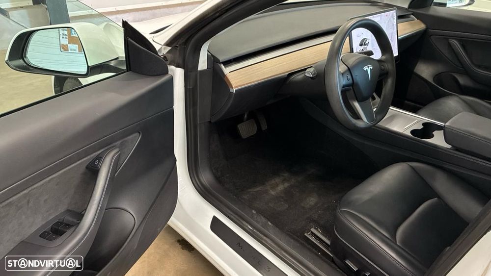 Tesla Model 3 Standard Range Plus RWD - 5