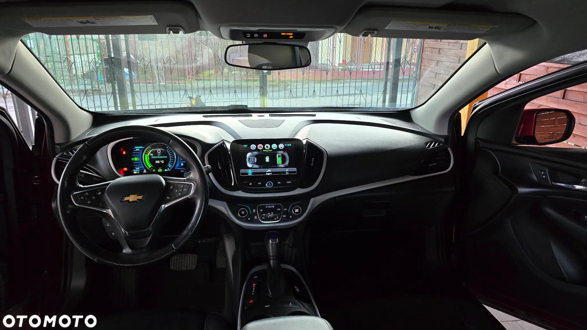 Chevrolet Volt - 32