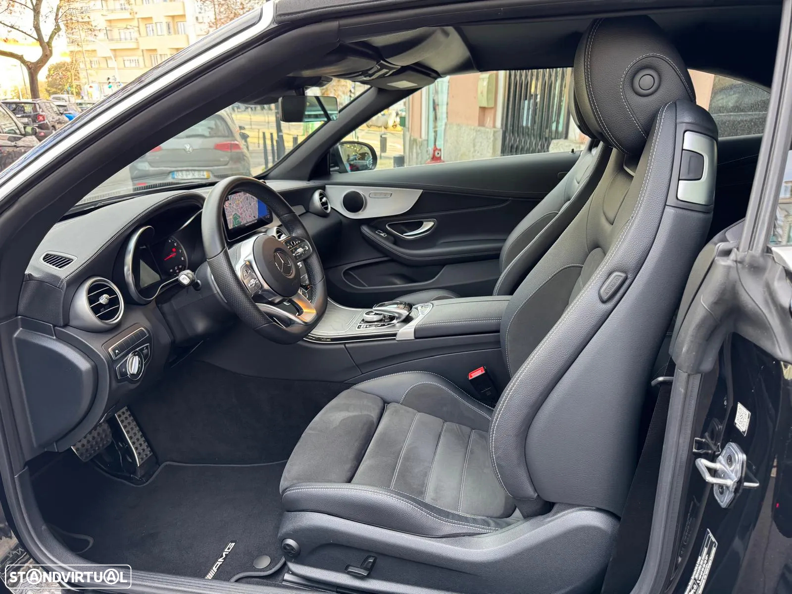 Mercedes-Benz C 180 Coupe 7G-TRONIC AMG Line - 32
