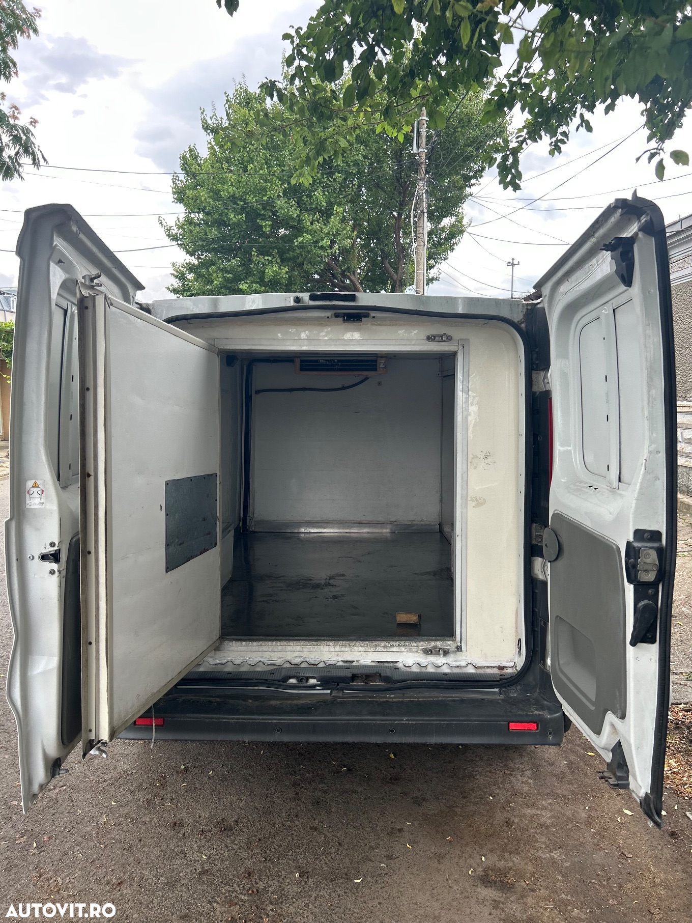 Renault Trafic - 9