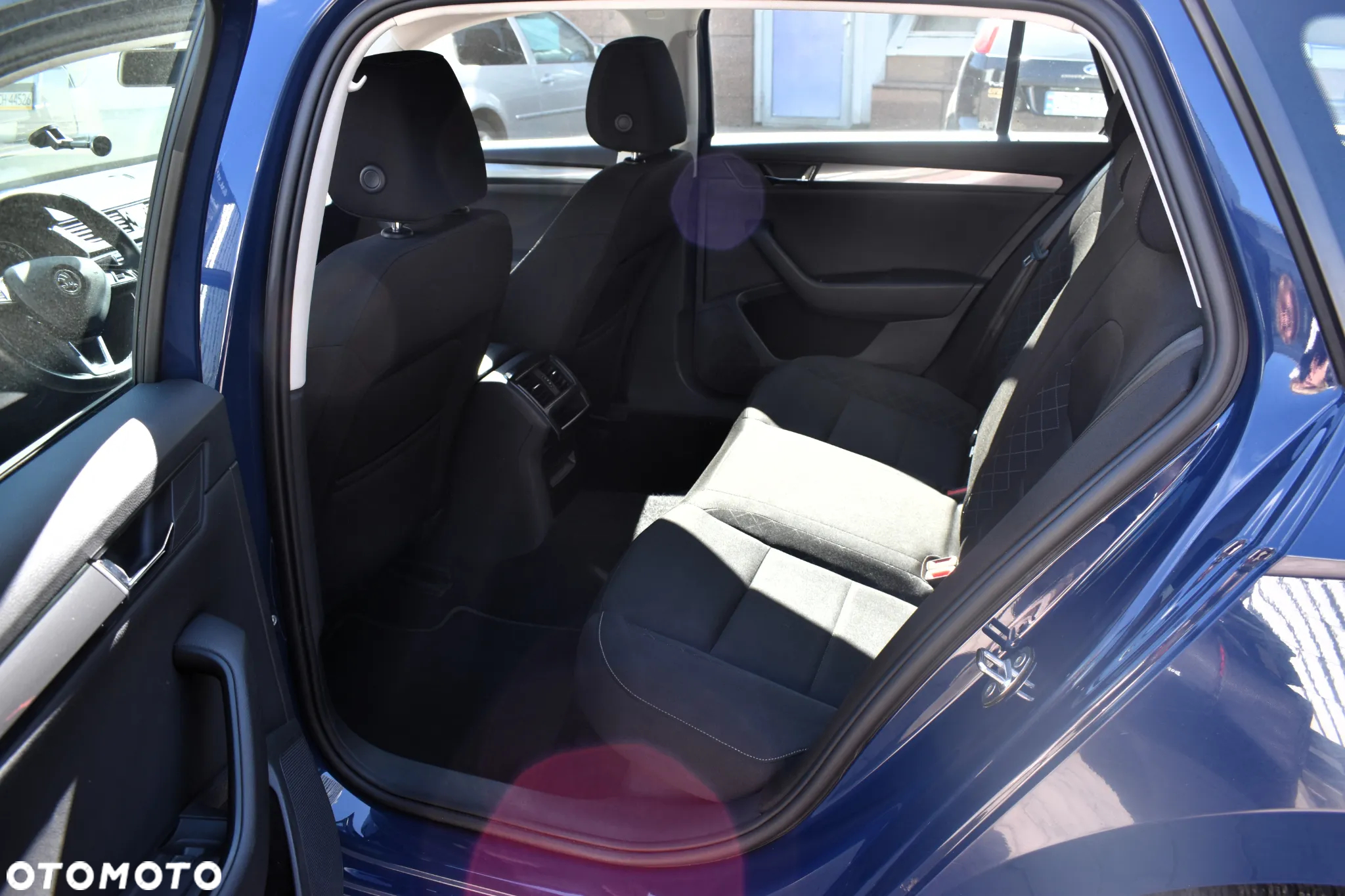 Skoda Superb 1.6 TDI Active - 10
