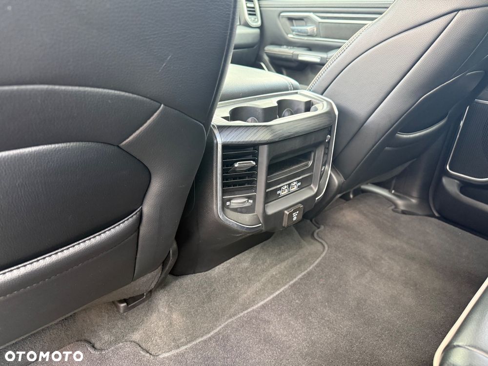 RAM 1500 5.7 Crew Cab Laramie - 10