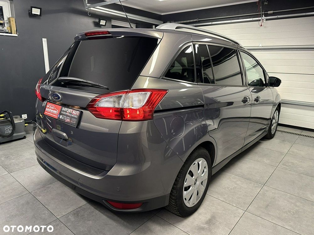 Ford Grand C-MAX - 4