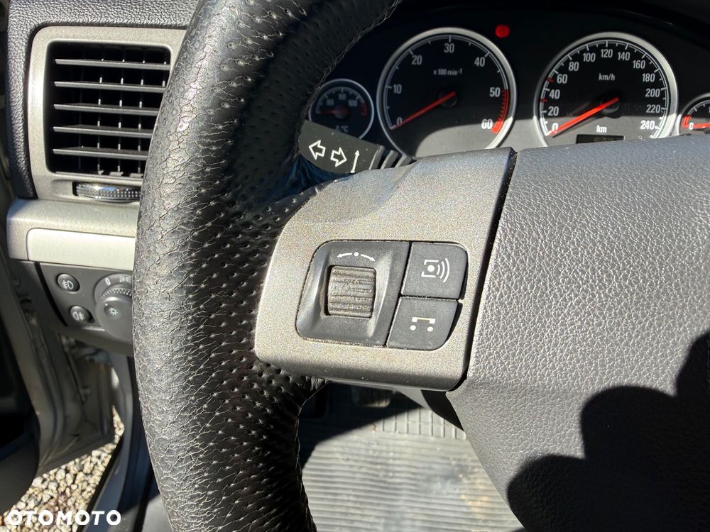 Opel Vectra 1.9 CDTI Cosmo - 17