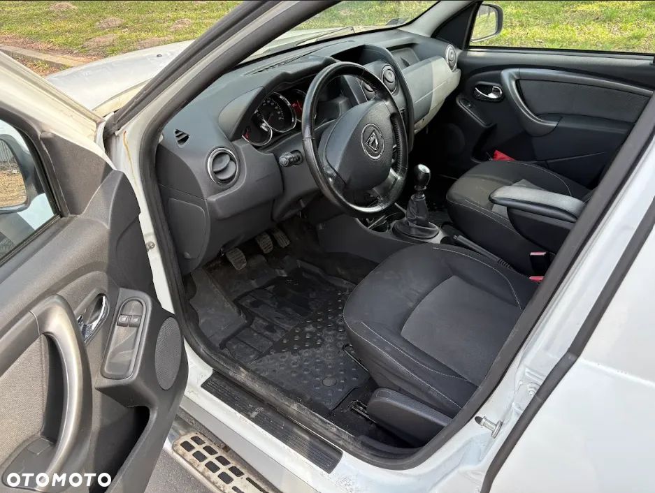 Dacia Duster 1.5 dCi Urban Explorer 4x4 S&S EU6 - 14