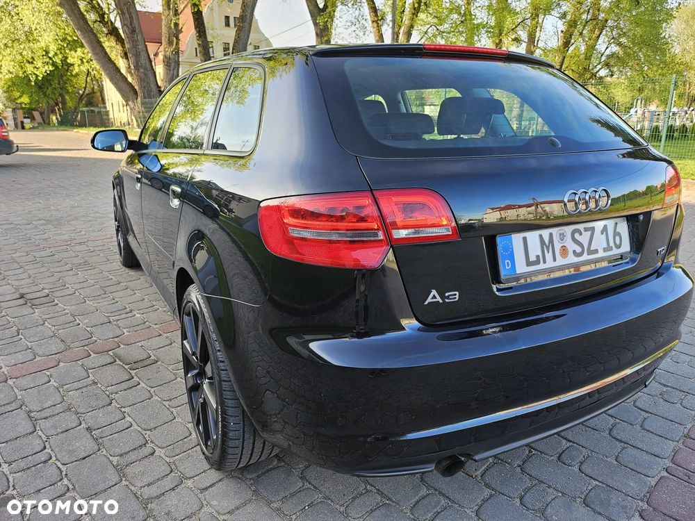 Audi A3 Sportback - 13