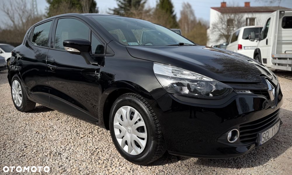 Renault Clio 1.2 16V 75 Expression - 9
