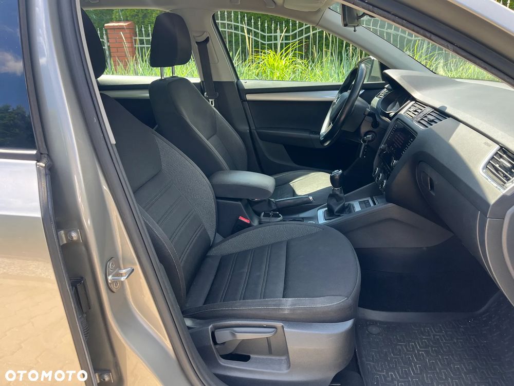 Skoda Octavia 1.4 TSI Ambition - 7