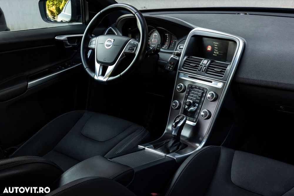Volvo XC 60 D4 AWD Geartronic Summum - 31