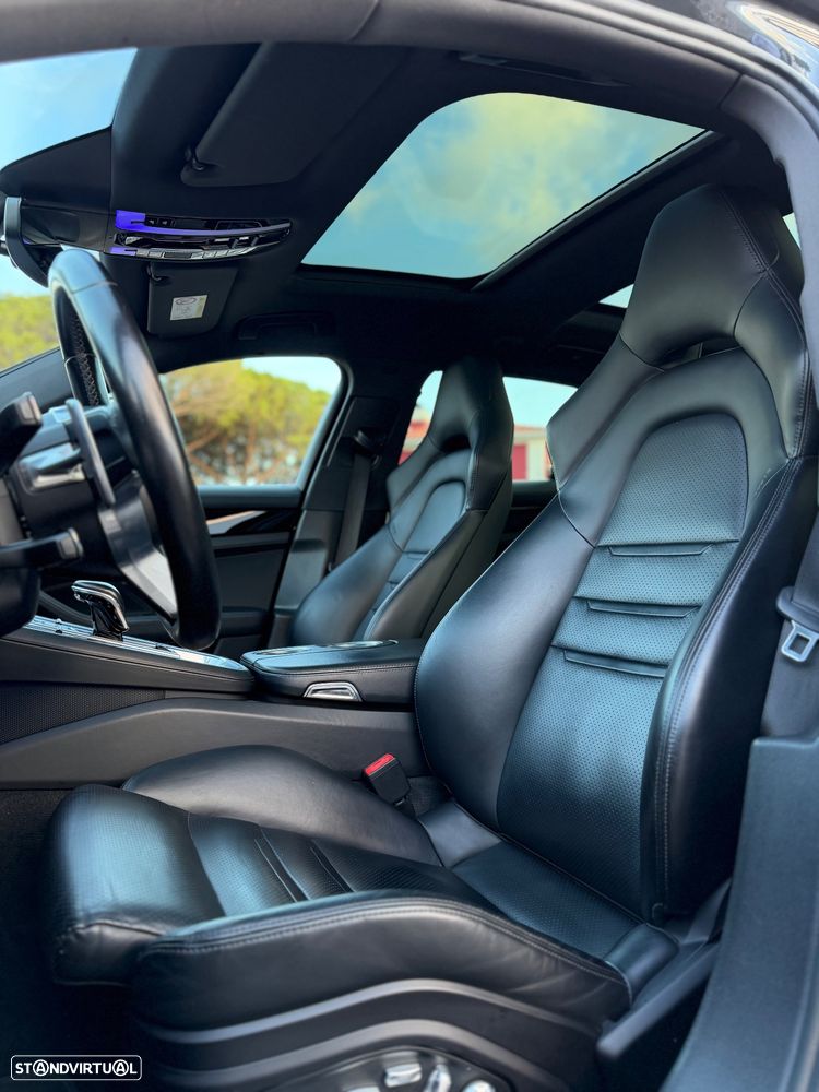 Porsche Panamera Sport Turismo 4 E-Hybrid - 6