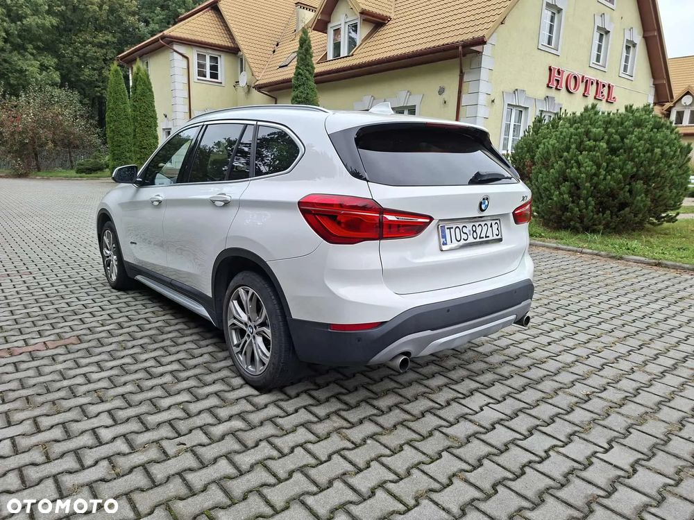 BMW X1 - 4