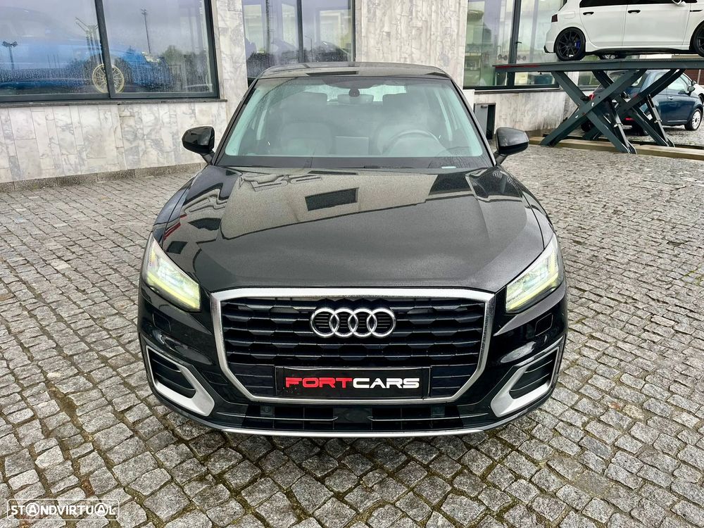 Audi Q2 30 TFSI Design - 4