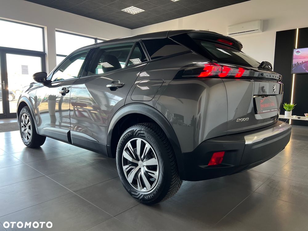 Peugeot 2008 - 4