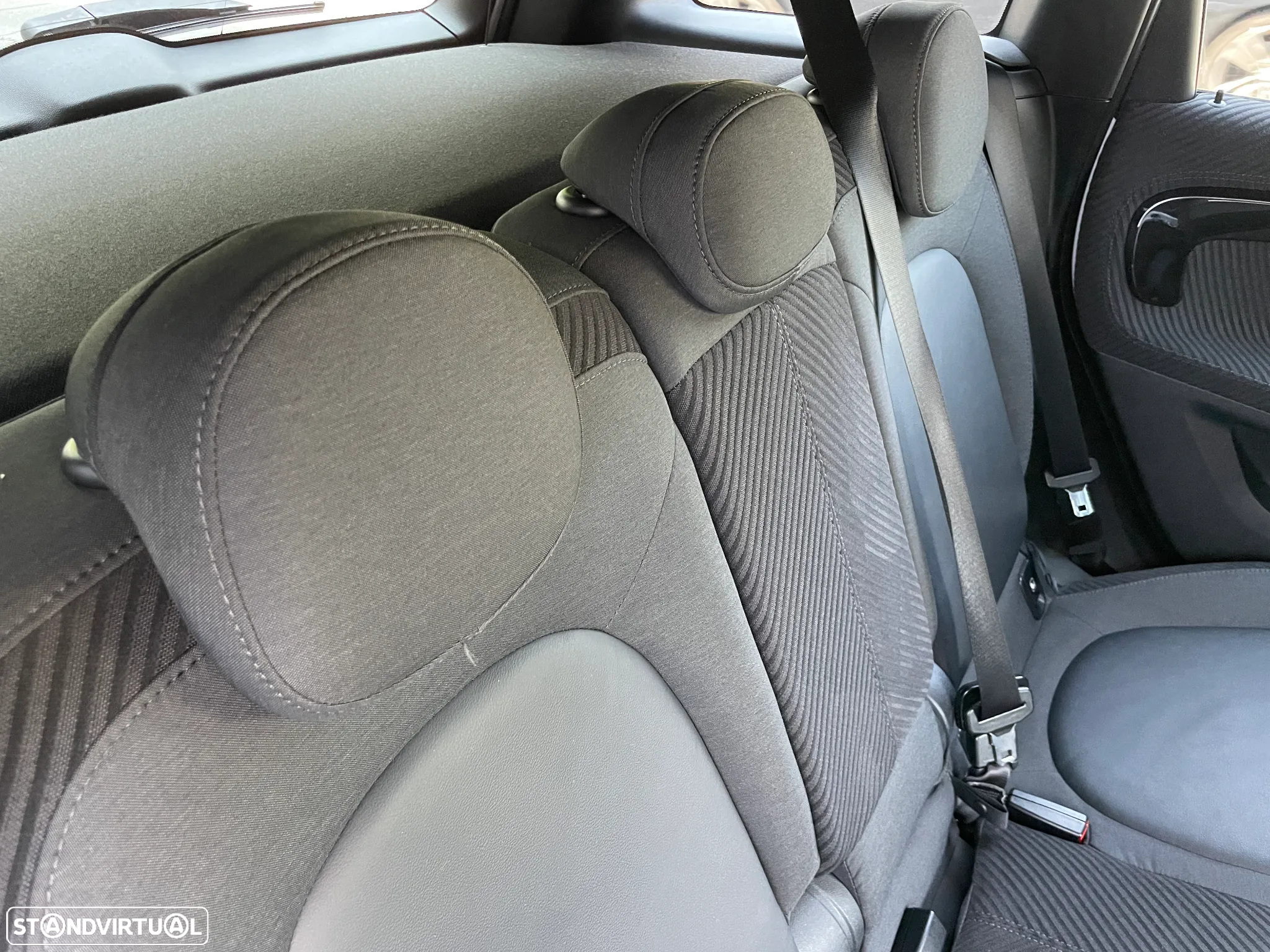 MINI Countryman One D Auto - 31