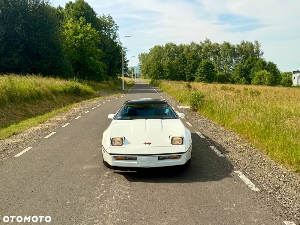 Chevrolet Corvette - 7