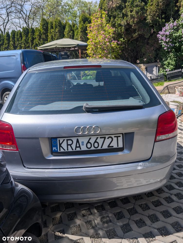 Audi A3 3-drzwiowe 1.6 Ambiente - 6