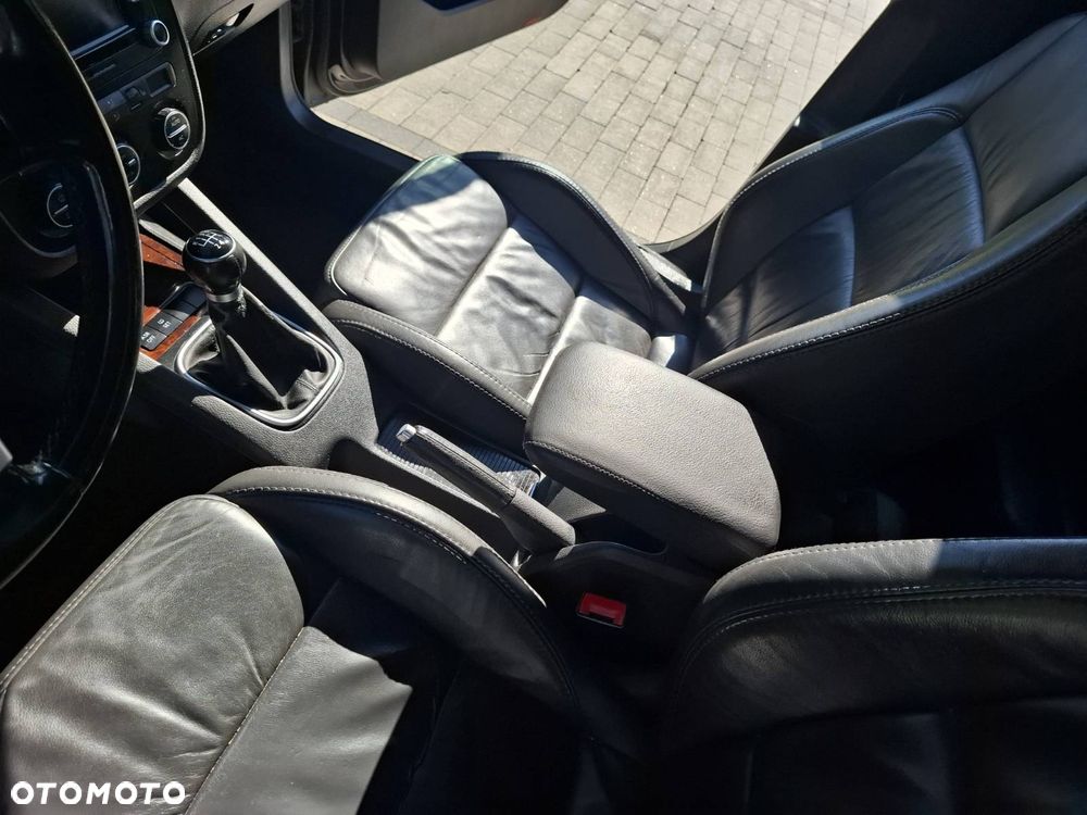 Volkswagen Jetta 1.9 TDI Comfortline - 9