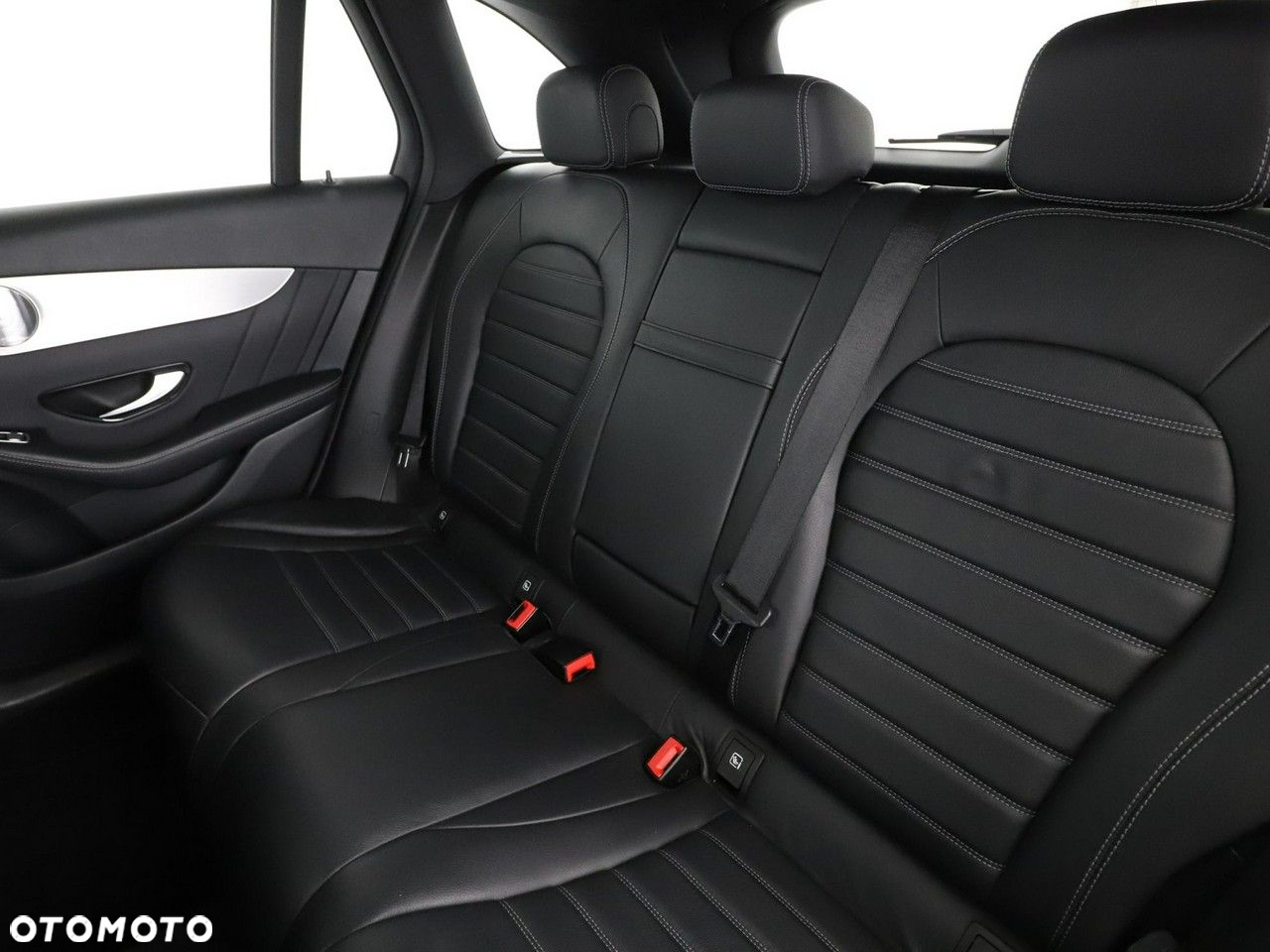 Mercedes-Benz GLC 300 d 4Matic 9G-TRONIC AMG Line - 17