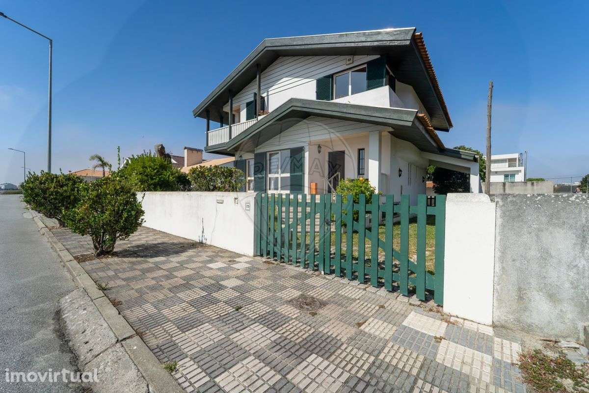 Moradia T4 para venda - Grande imagem: 3/46