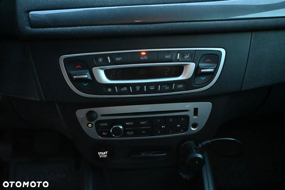 Renault Megane 1.5 dCi Energy Limited - 23