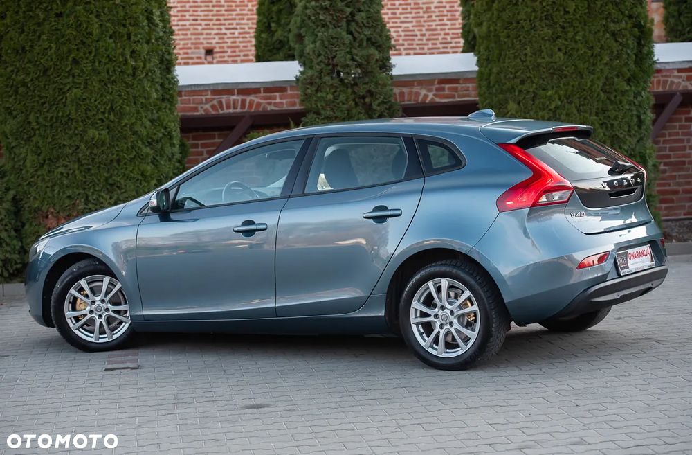 Volvo V40 - 10