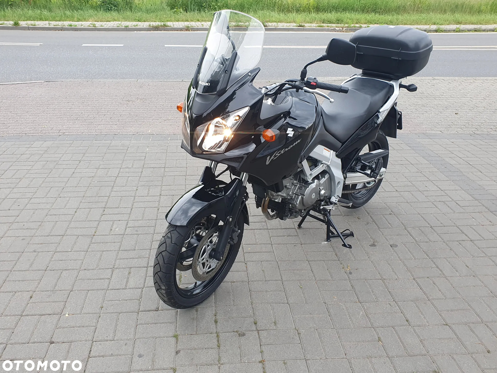Suzuki V-STROM - 6