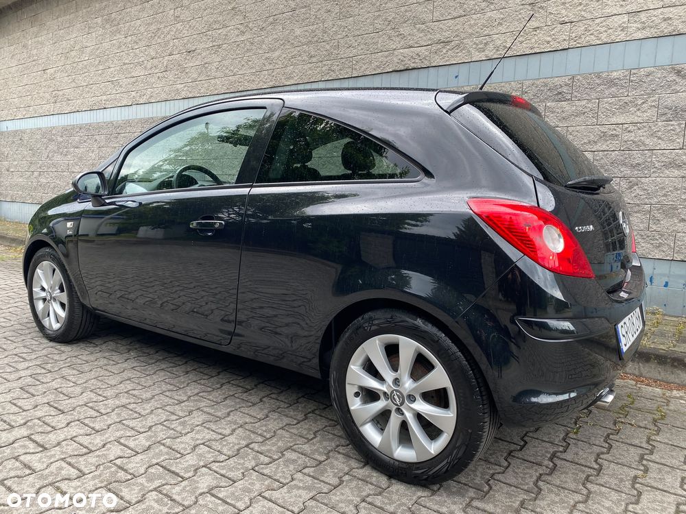 Opel Corsa 1.4 16V EcoFLEX Start-Stop 150 Jahre - 3