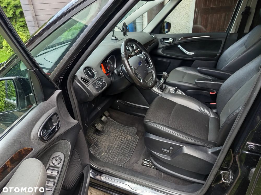Ford Galaxy 2.0 TDCi Ghia - 8