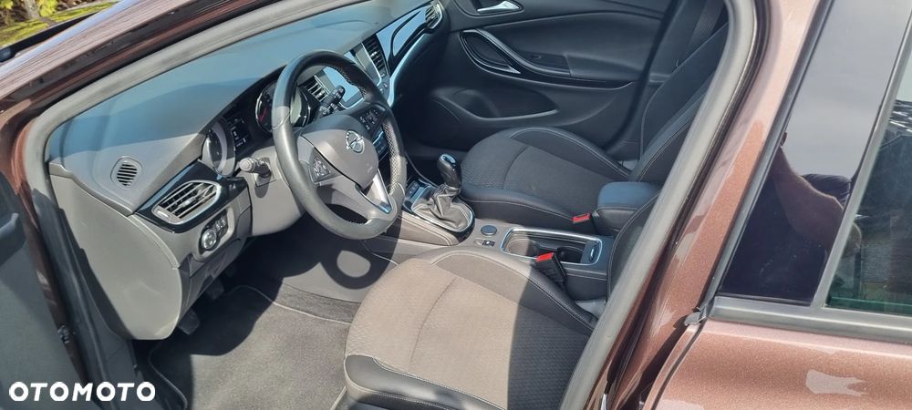 Opel Astra 1.4 Turbo Dynamic - 9