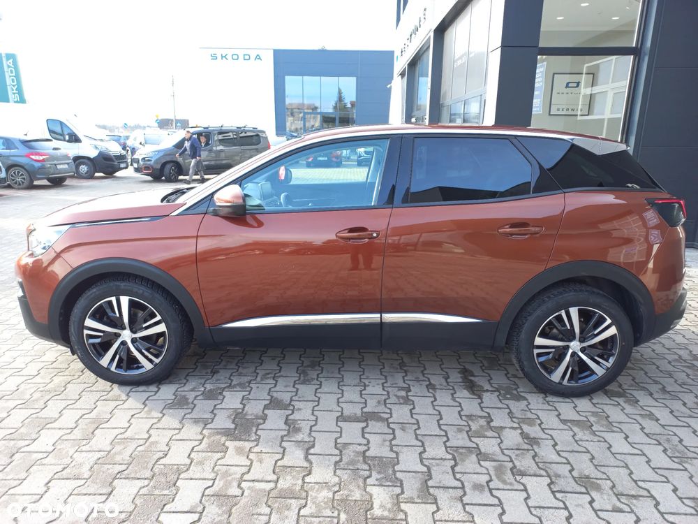 Peugeot 3008 1.2 PureTech Allure S&S - 8