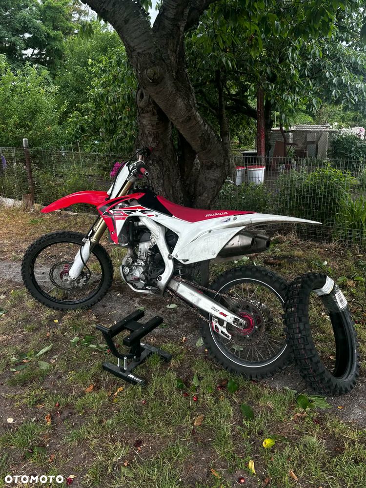 Honda CRF - 4