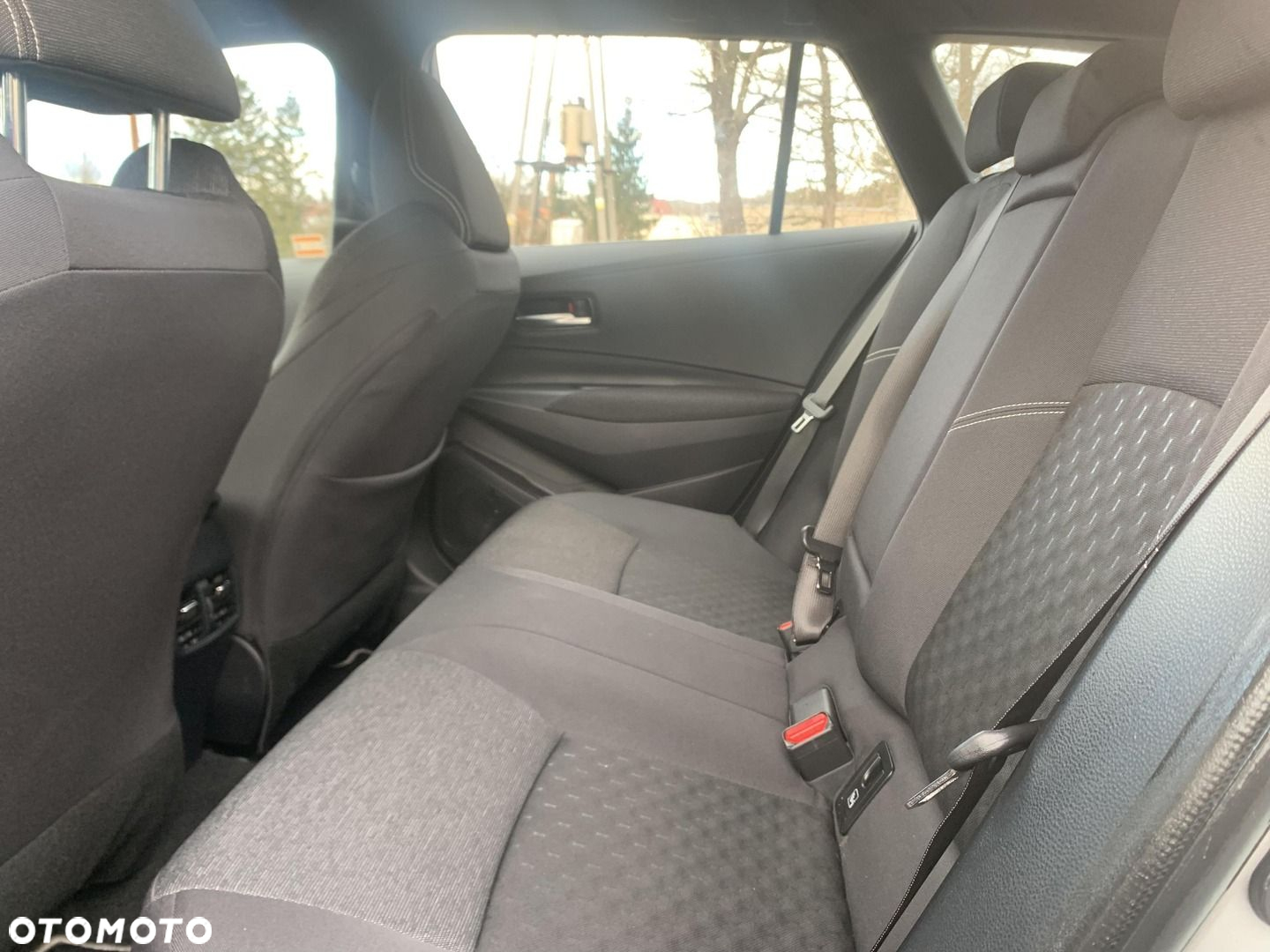 Toyota Corolla - 12