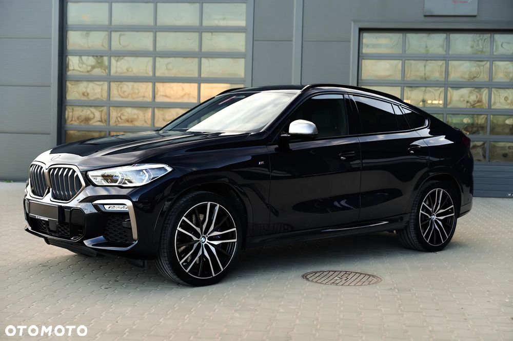 BMW X6M - 10