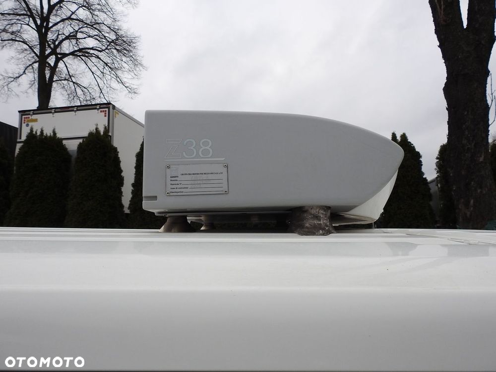 Peugeot BOXER FURGON CHŁODNIA  -5*C DWIE KOMORY  TEMPOMAT KLIMATYZACJA  120KM - 28