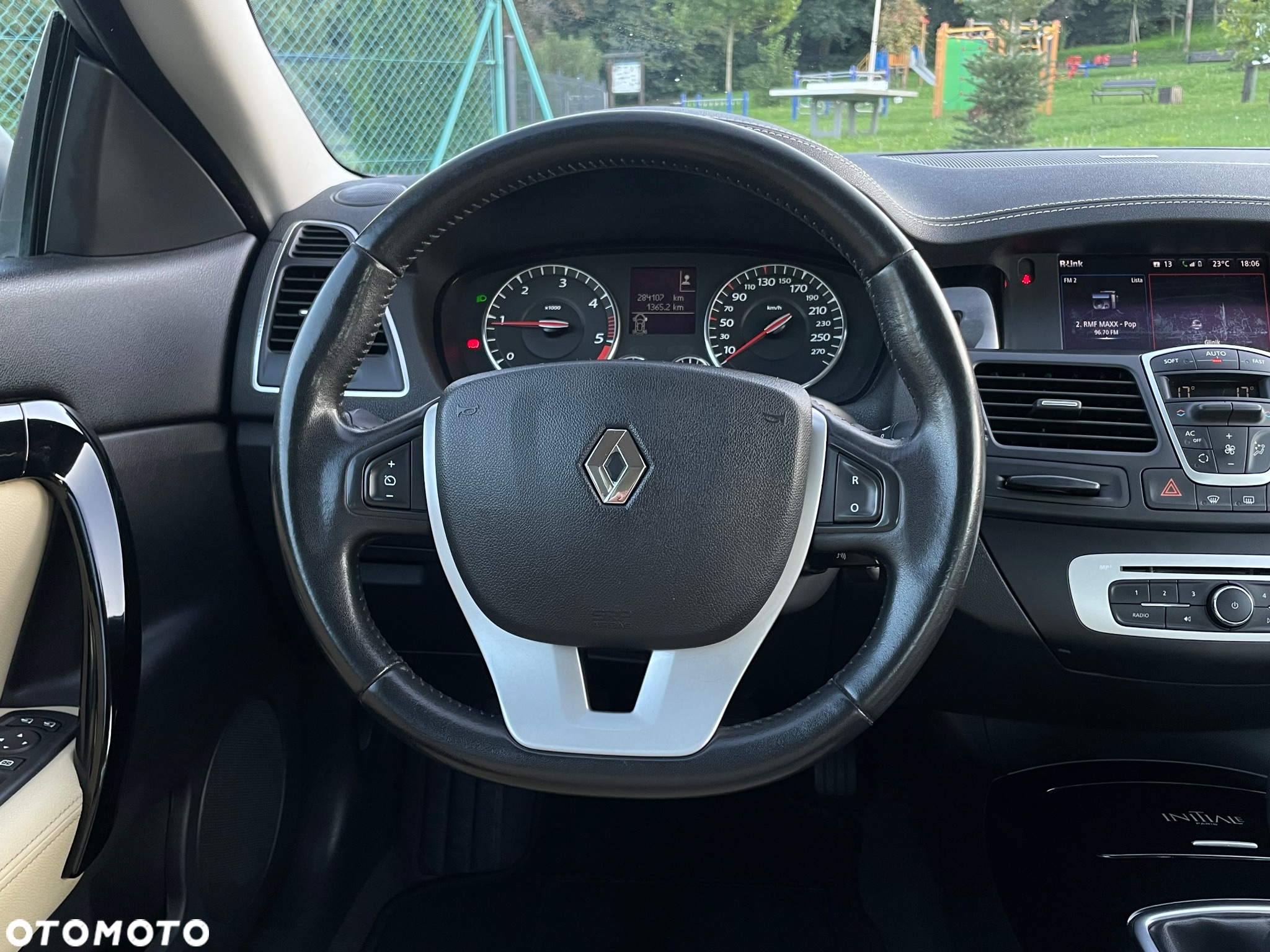 Renault Laguna Coupe dCi 150 FAP - 14