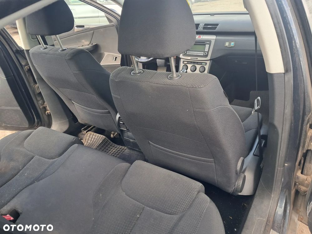 DAWCA CZĘŚCI VW PASSAT B6 SEDAN 2006 2.0 TDI140 KM BKP KL LC5F - 17