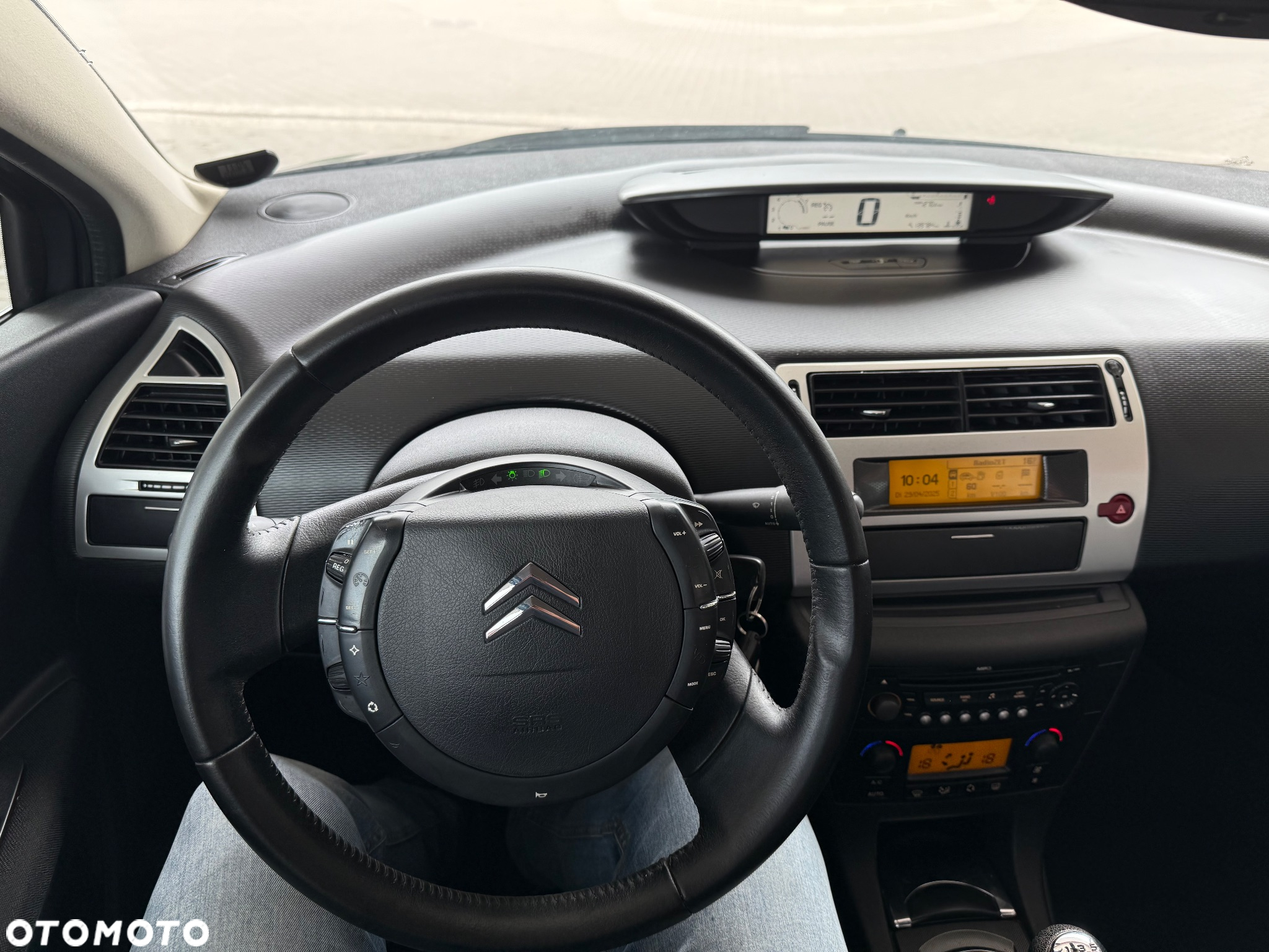 Citroën C4 1.4 16V Impress - 17